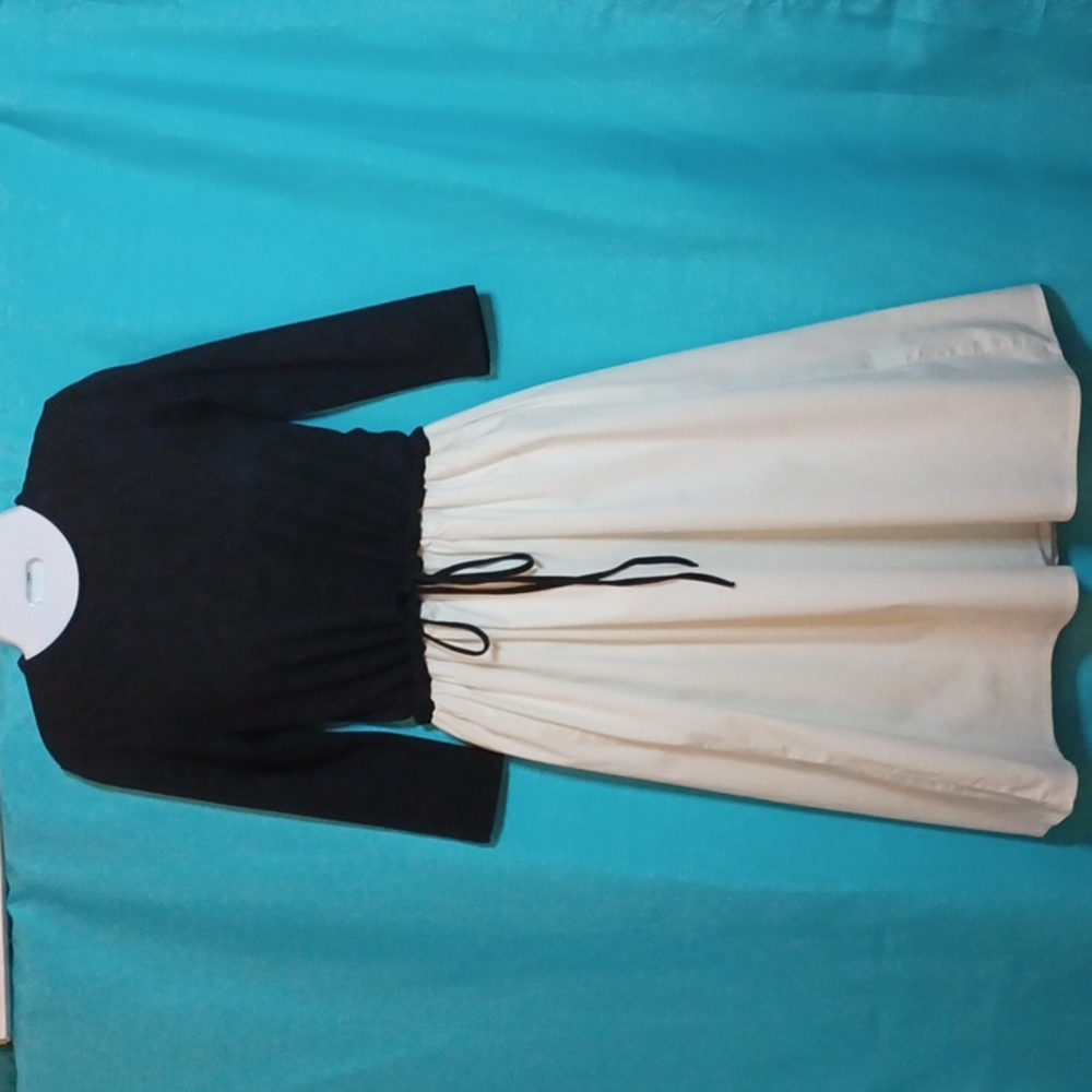 Crimson+Clover Women's Black & White Midi Dress. Size XS